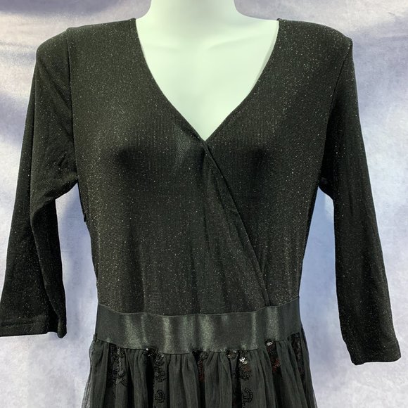 GRAPENT Women's Sequin 3/4 Sleeves Evening Gown - Picture 3 of 9